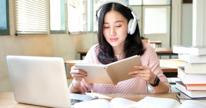 Genelde ne yaparken müzik dinlersin?