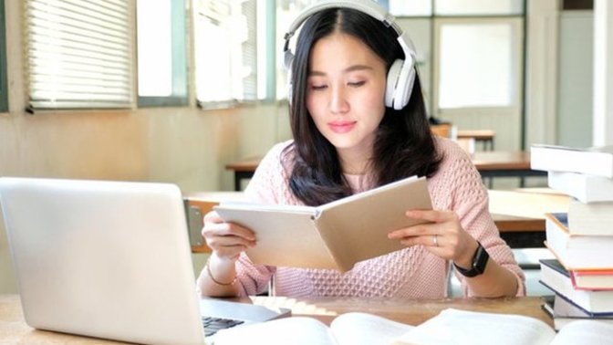 Genelde ne yaparken müzik dinlersin?