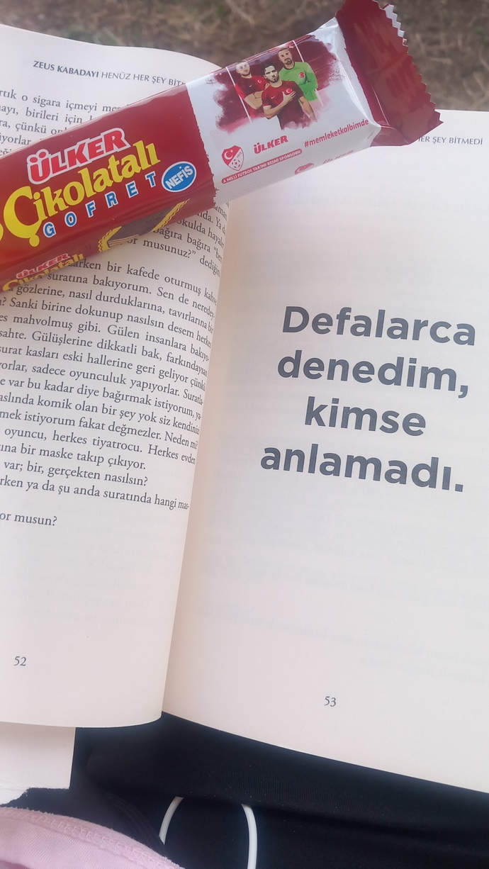 Kimin kitaplarla arasi iyi?