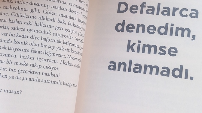 Kimin kitaplarla arasi iyi?