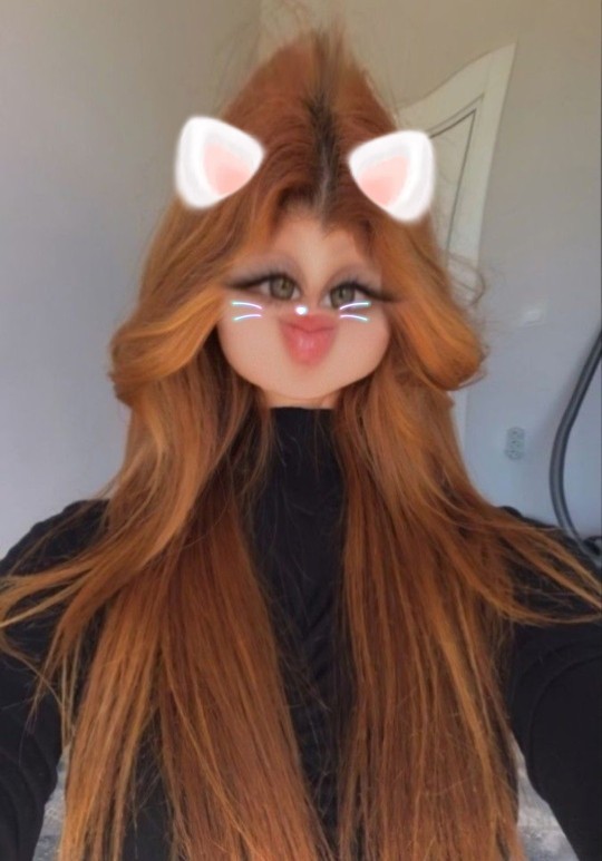 Hafif utangaç insanlar bi bana mı dadlu geliyo🙄💕?