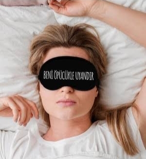 Ben uyuyorum, demek istediğiniz bir şey var mı?