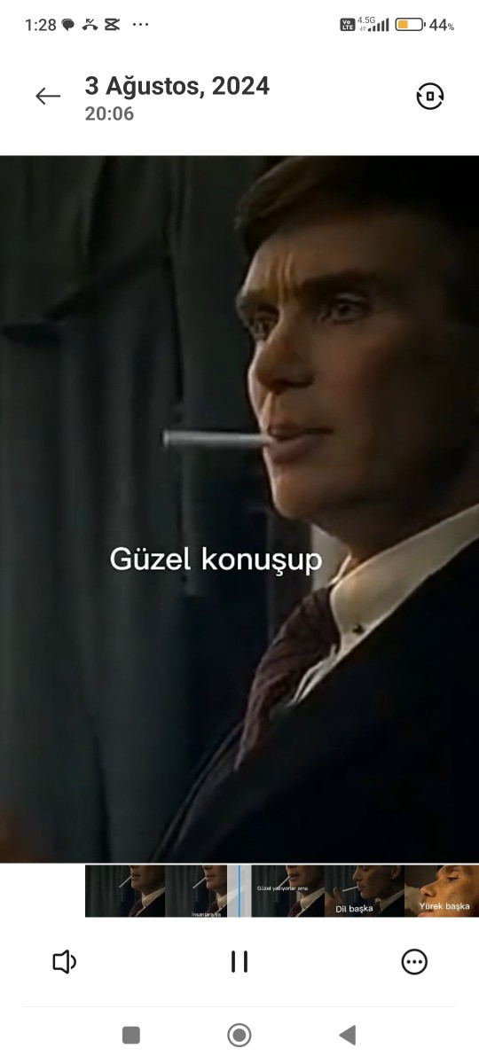 Bu adamın adı ne?