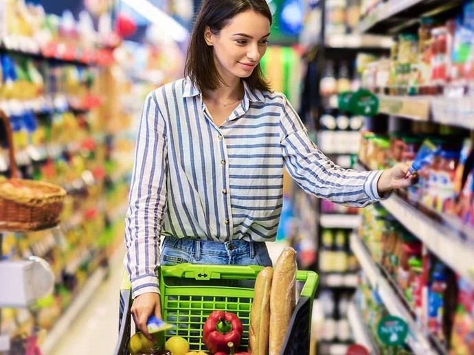 Evinizin yakınındaki markete giderken giyiminize özen gösterir misiniz?