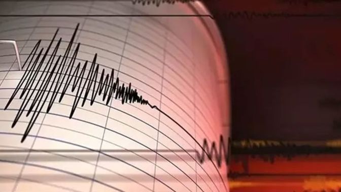 Akdeniz'de peş peşe depremler oluyor. Adana ve çevresinde #deprem hisseden var mı?