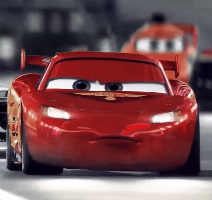 Şimşek Mcqueen karakterinin en iyi filmi size göre hangisiydi?