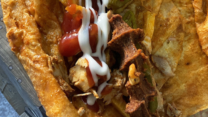 Hatay usulü tavuk döner dürüme çiğ köfte konur mu 🤔?