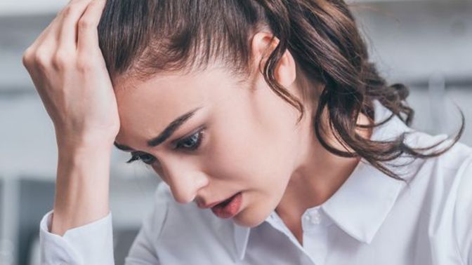 Aldatılan insan aşkından mı affeder?