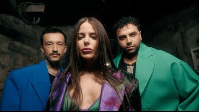 Senin için karşı cinse güzel/yakışıklı demek çok mu zor?