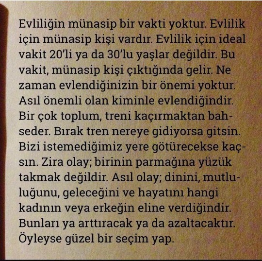 30 yaş üstü bekarım ve kedi besliyorum mutluluğu en güzel yaşayacağım zamanım geçmiş midir?
