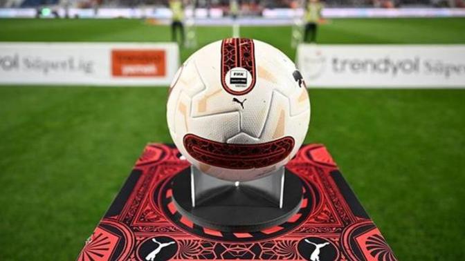 Trendyol Süper Lig 2024-25 sezonu #GSvHTY maçıyla başlıyor! Bu sezonun lig tahminleri neler?
