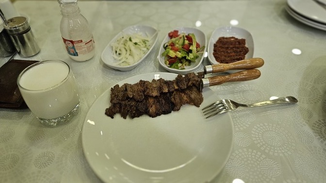 En lezzetli cağ kebabı nerede yediniz?