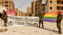 Bu adamlar gay mesela