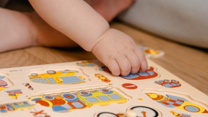 Çocuklara eğitici içerikli oyuncaklar kaç yaşında alınmaya başlanmalı?