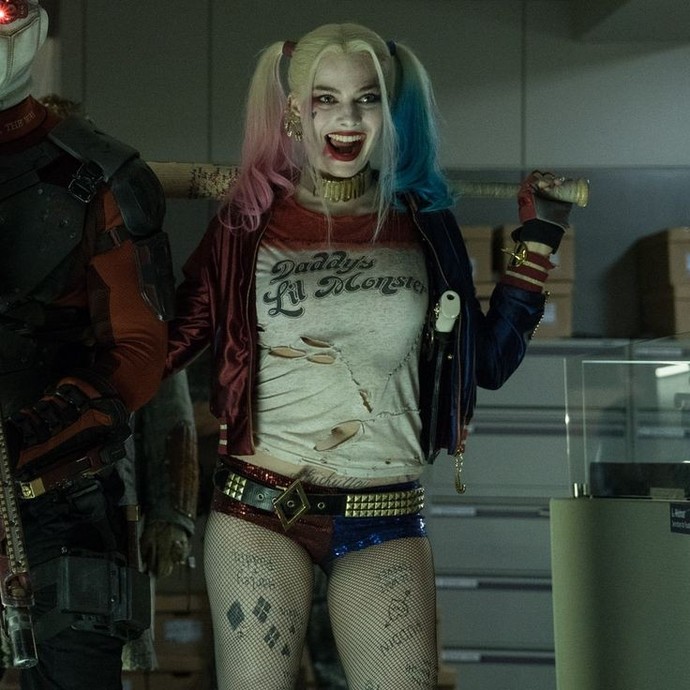 Harley Quin karakterini en çok hangi evren de seviyorsunuz?