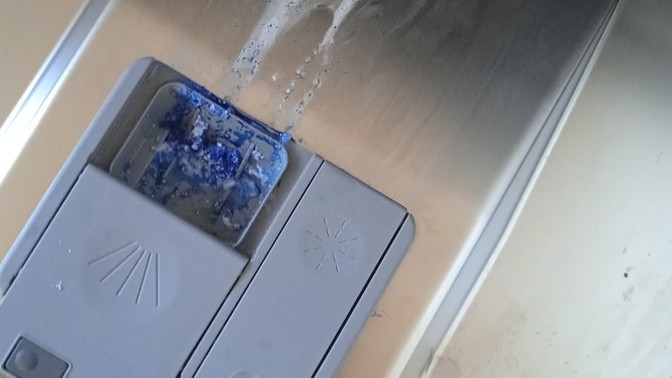 Bulaşık makinesi neden güzel temizlemiyor?