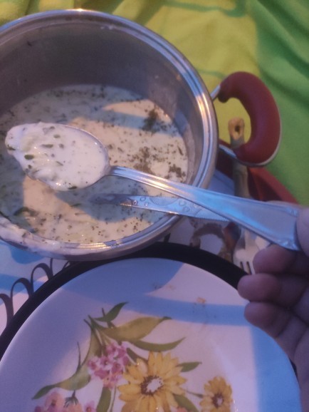 Bu yemegi bilen var mı? Bazı yemeklerin yanına harika gidiyor?