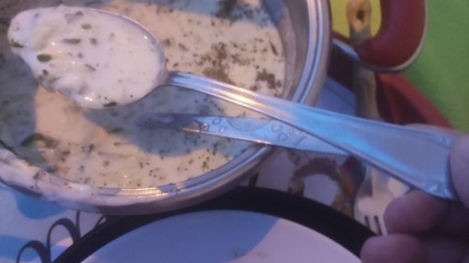 Bu yemegi bilen var mı? Bazı yemeklerin yanına harika gidiyor?