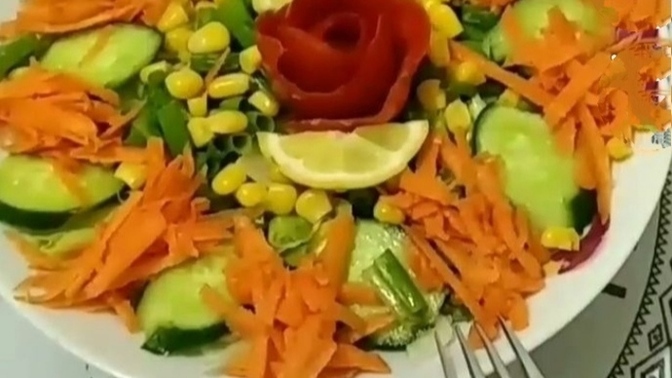 Renkli kişiliğimi yansıtan salatam nasıl olmuş?