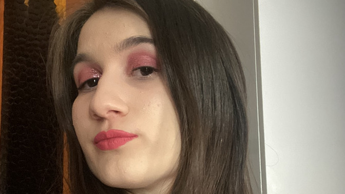 Bana kumral mı sarı mı daha çok yakışıyor?