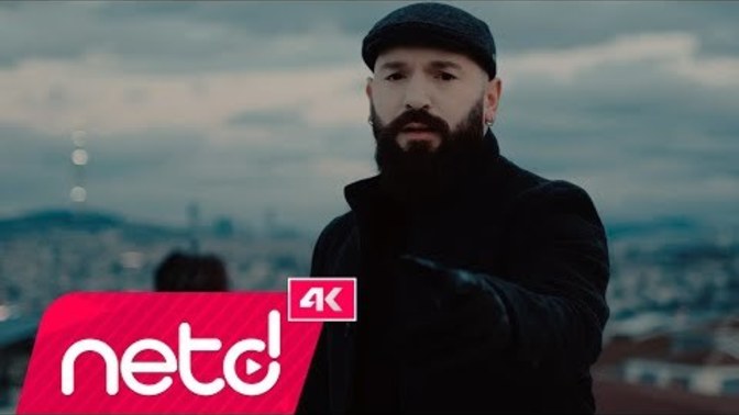 Dilinize takılan düşmeyen şarkı var mı bu ara? Benim ki aşağıda?