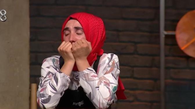 MasterChef Türkiye 2024'te Deniz, Ayşe’ye karşı sarf ettiği ağır sözlerle Ayşe’yi ağlattı. Deniz karakterini seviyor musunuz?