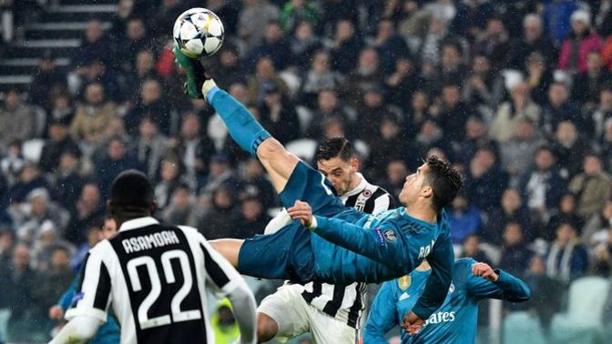 Futbol tarihinde atılan en güzel gollerden birini siz atmış olsaydınız, bu hangisi olurdu söyleyim mi?