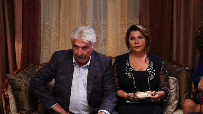 İyi anlaştığın sevgilinin ailesiyle ayrıldıktan sonra da görüşmeye devam eder misin?