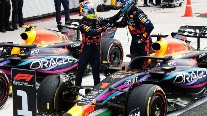 Hangi formula1 pilotu ile takım arkadaşı olmak isterdiniz?