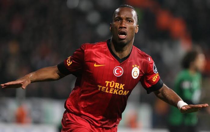 Drogba mı Alex mi?
