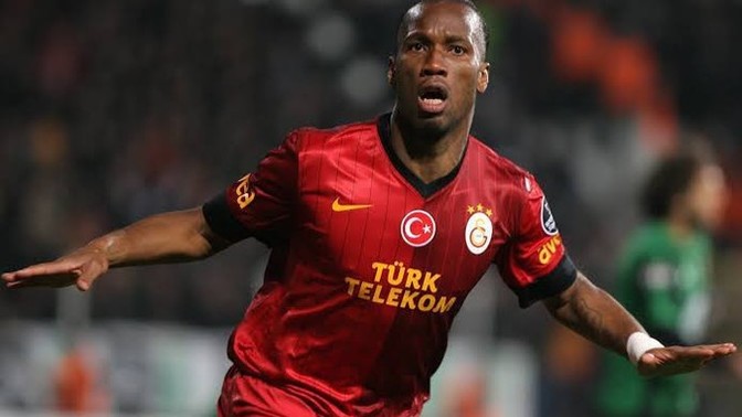 Drogba mı Alex mi?