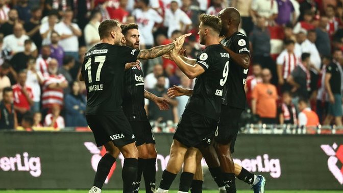 Beşiktaş, Samsunspor'u 2-0 mağlup etti. Semih'in asisti maça damga vurdu. Siz maçı nasıl buldunuz?