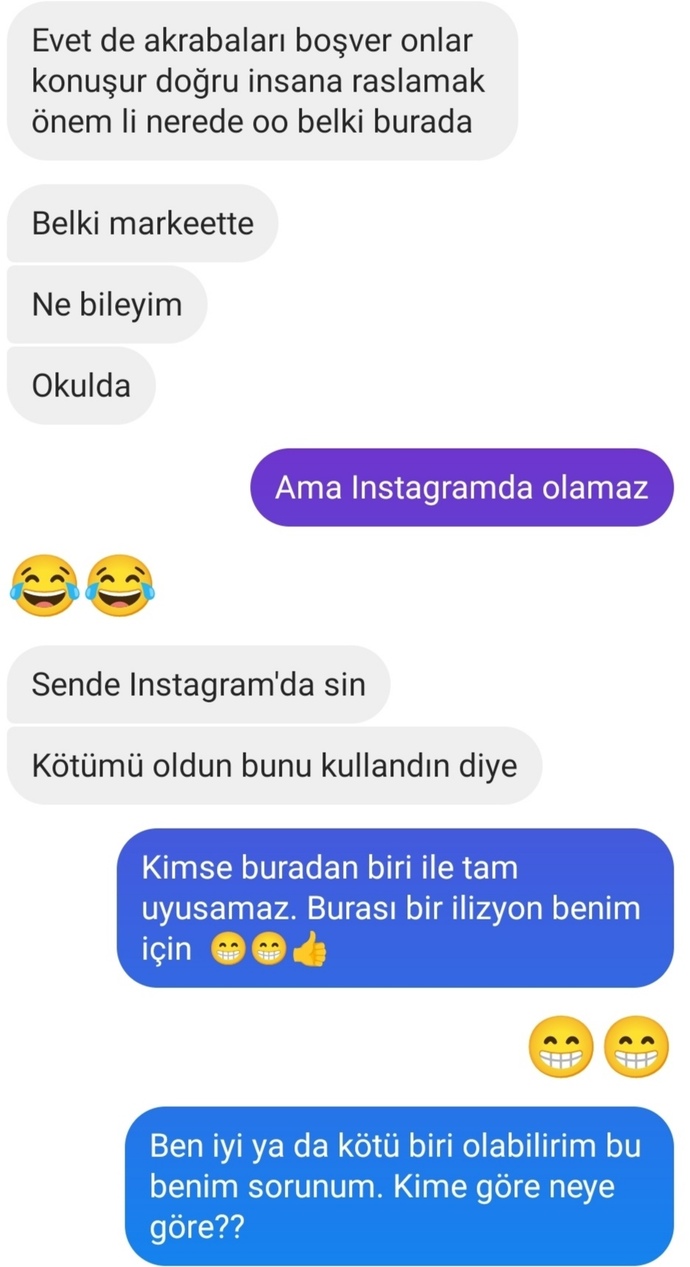 Sizce Instagramda flört ve ciddi ilişki olur mu? Dm mesajlarına bakıyordum bakın sohbet nasıl olmuş? ?