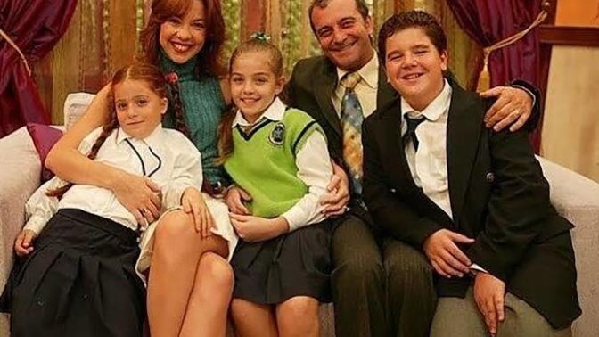Sihirli annem mi selena mı?