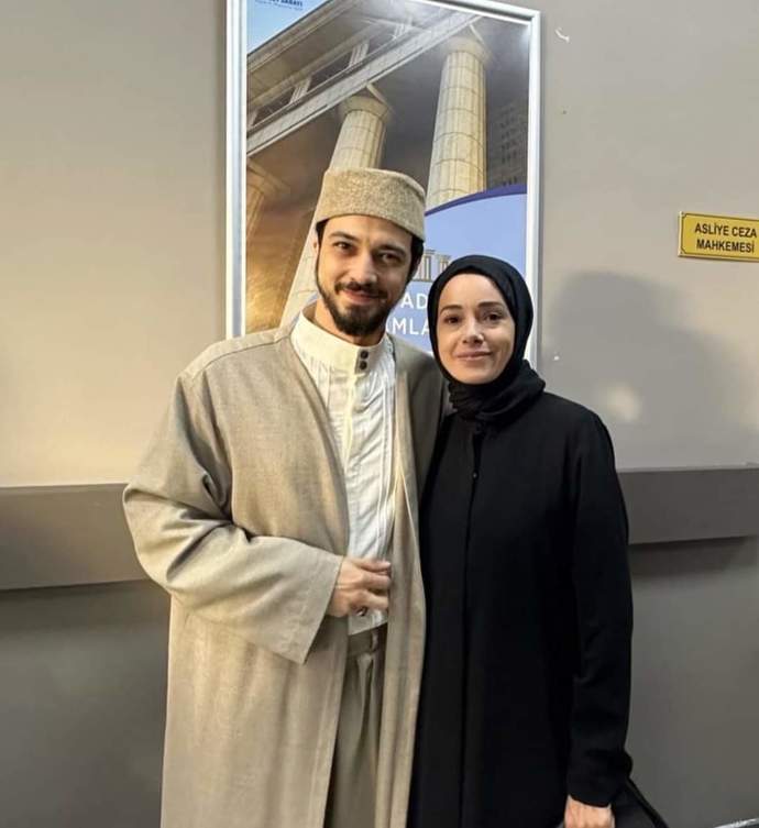 Sizce Kızıl Goncalar oyuncularından bu ikisi yakışırlar mı?