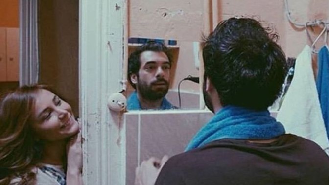 Çok sevdiğiniz ama güvenmediğiniz biriyle ilişkinizi sürdürmeye devam eder misiniz?