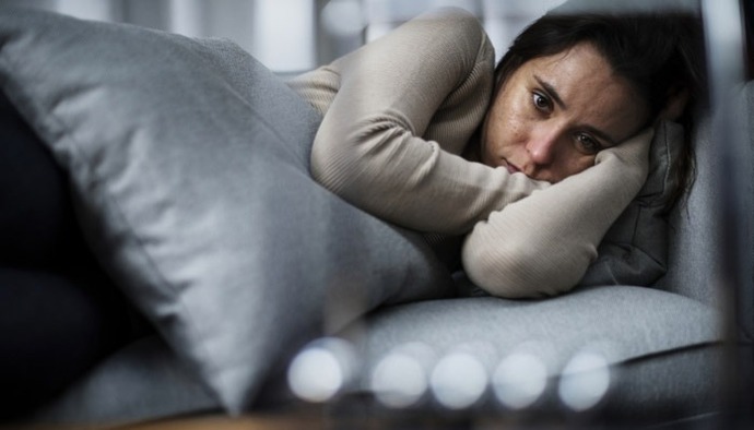 Depresiflikten kurtulmanın yolunu bildiği halde uygulamamak tercih midir? Yoksa depresyonun bir evresi midir?