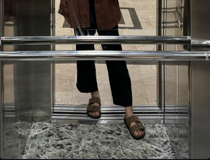 PPaçası böyle duran pantalon nerden bulsbilirim?
