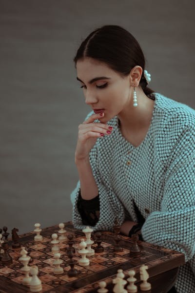 Zengin biriyle evlenen kişinin çeyiz yapmasına gerek var mıdır?