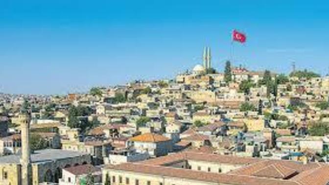 Gaziantep'e üniversite için gidiyorum nasıl bir yer biraz detaylı bir anlatım yapar mısınız?