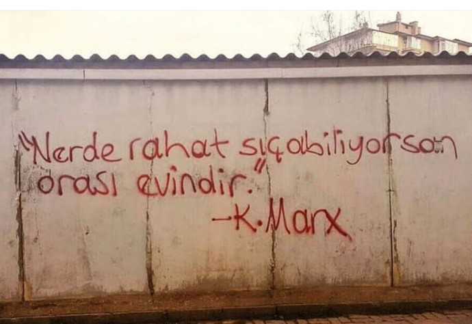 Misafirliğe gittiğin evlerde yatıya kalabiliyor musunuz?