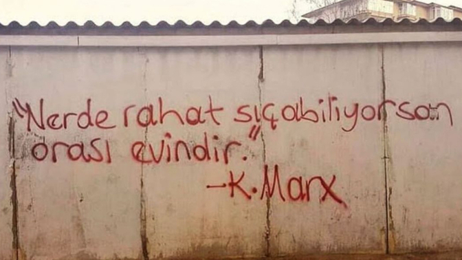 Misafirliğe gittiğin evlerde yatıya kalabiliyor musunuz?