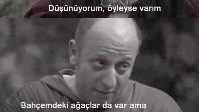 Her bildiğini her yerde söyler misin?