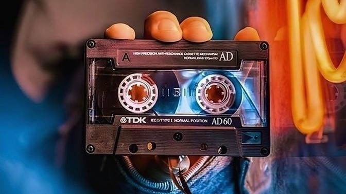 Rahmetli sanatçılardan 60'lık bir kaset doldursaydınız ilk sıraya hangi şarkıyı koyardınız?