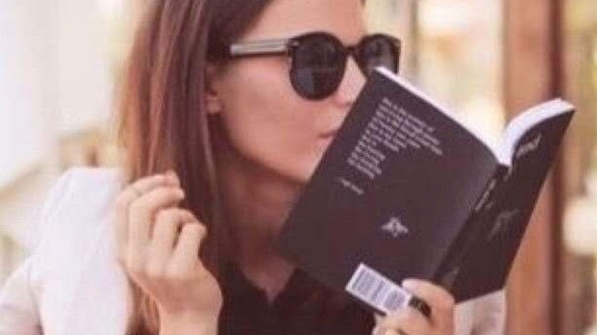 Hayatı bir yolculuk olarak kabul edenler ve savaş olarak görenlerden sizce kim çoğunluğu alır?