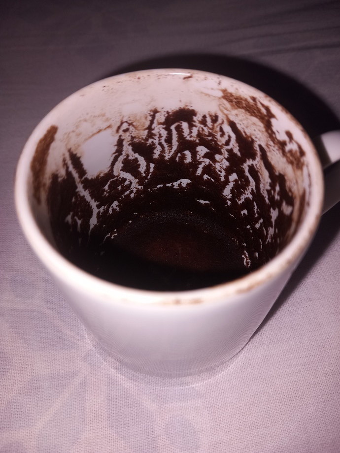 Sallamadan fal bakabilen var mi?
