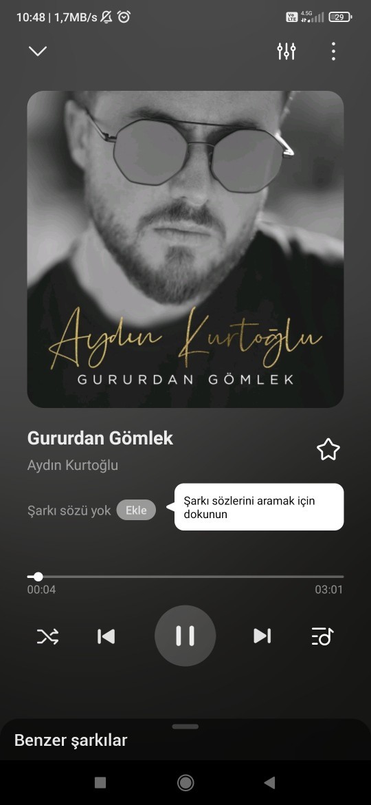 Şarkılarda sevdiğiniz kısımları bekler misiniz yoksa hemen o kısmı mı dinlersiniz?