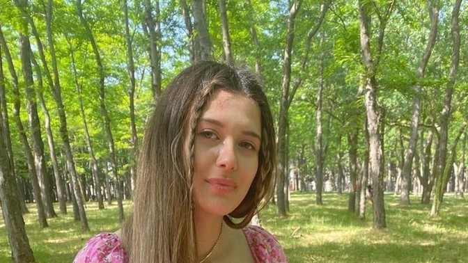 Örgü saç modeli hâlâ devam ediyor mu?