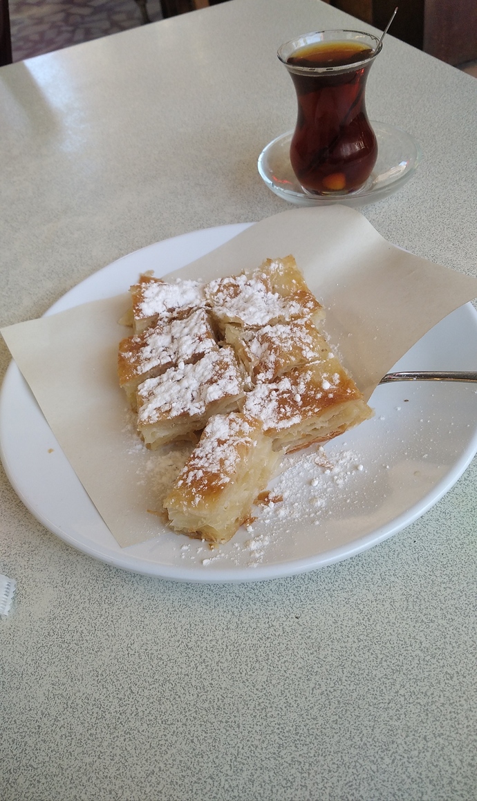 Sabahları çorba mı yoksa börek yemeği mi tercih edersiniz?