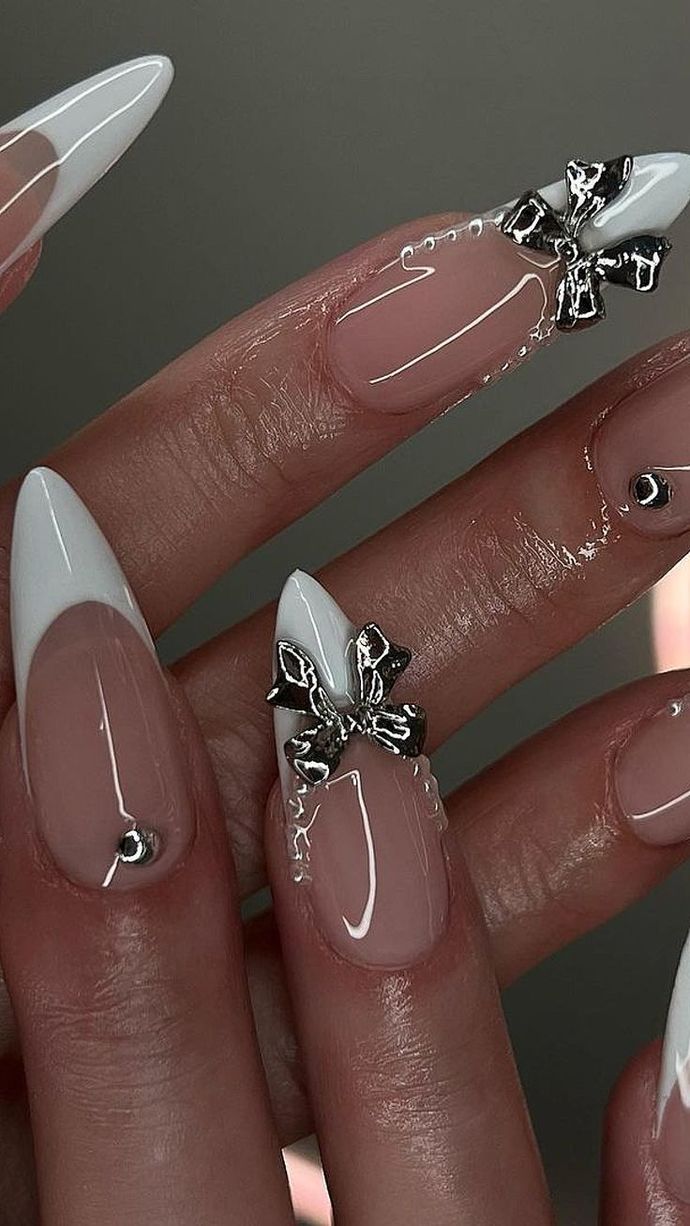 Sizce hangi tırnak modelini yaptırmalıyımm?